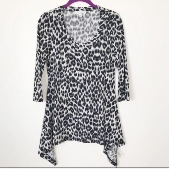 CHAUS NY Stretch Leopard Print Asymmetrical Top Sm - Picture 2 of 8